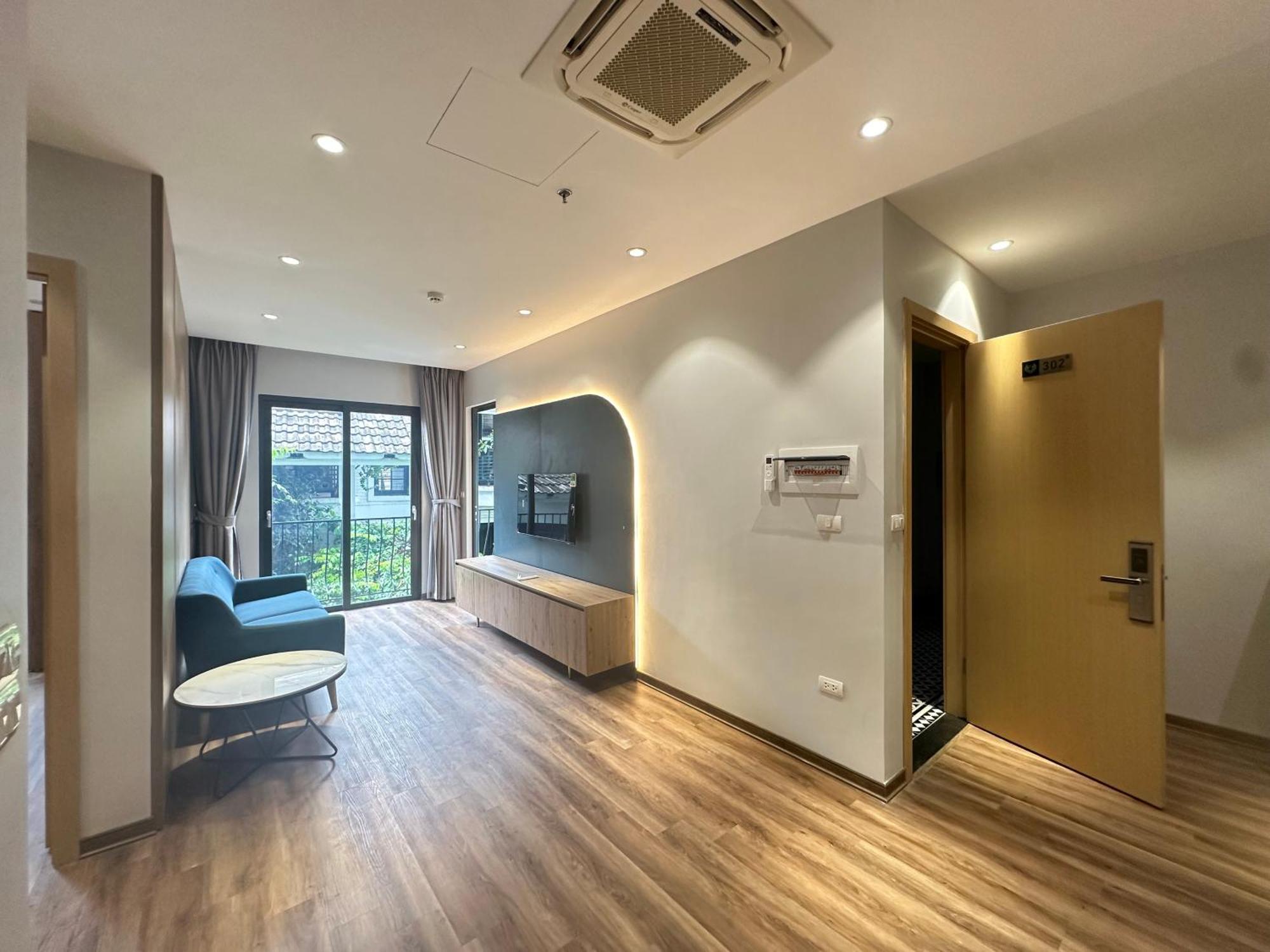 Luxe Paradise Suites Hotel To Ngoc Van Hanoi Exterior foto