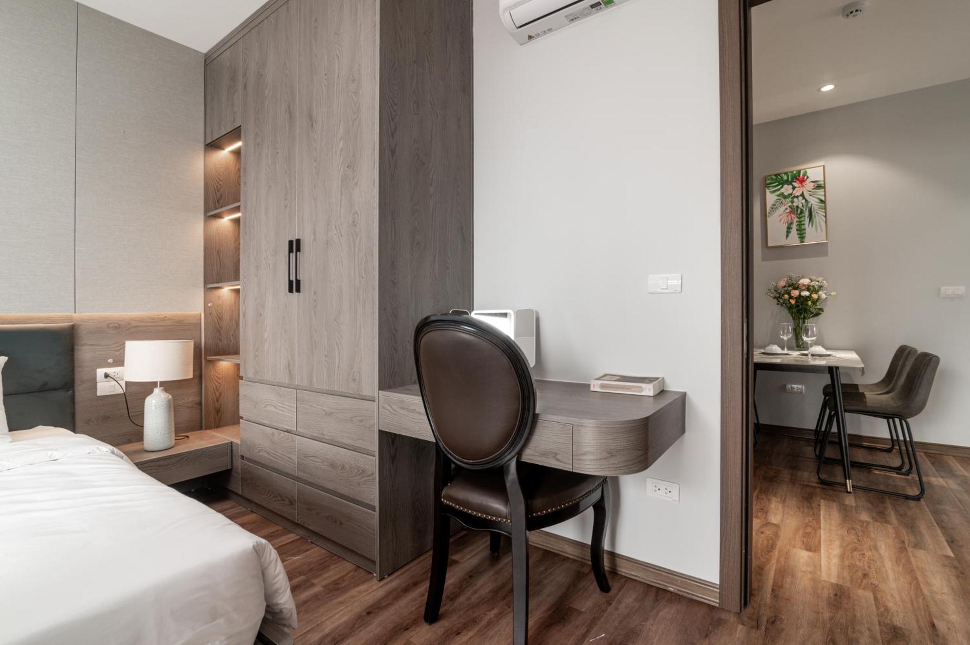 Luxe Paradise Suites Hotel To Ngoc Van Hanoi Exterior foto