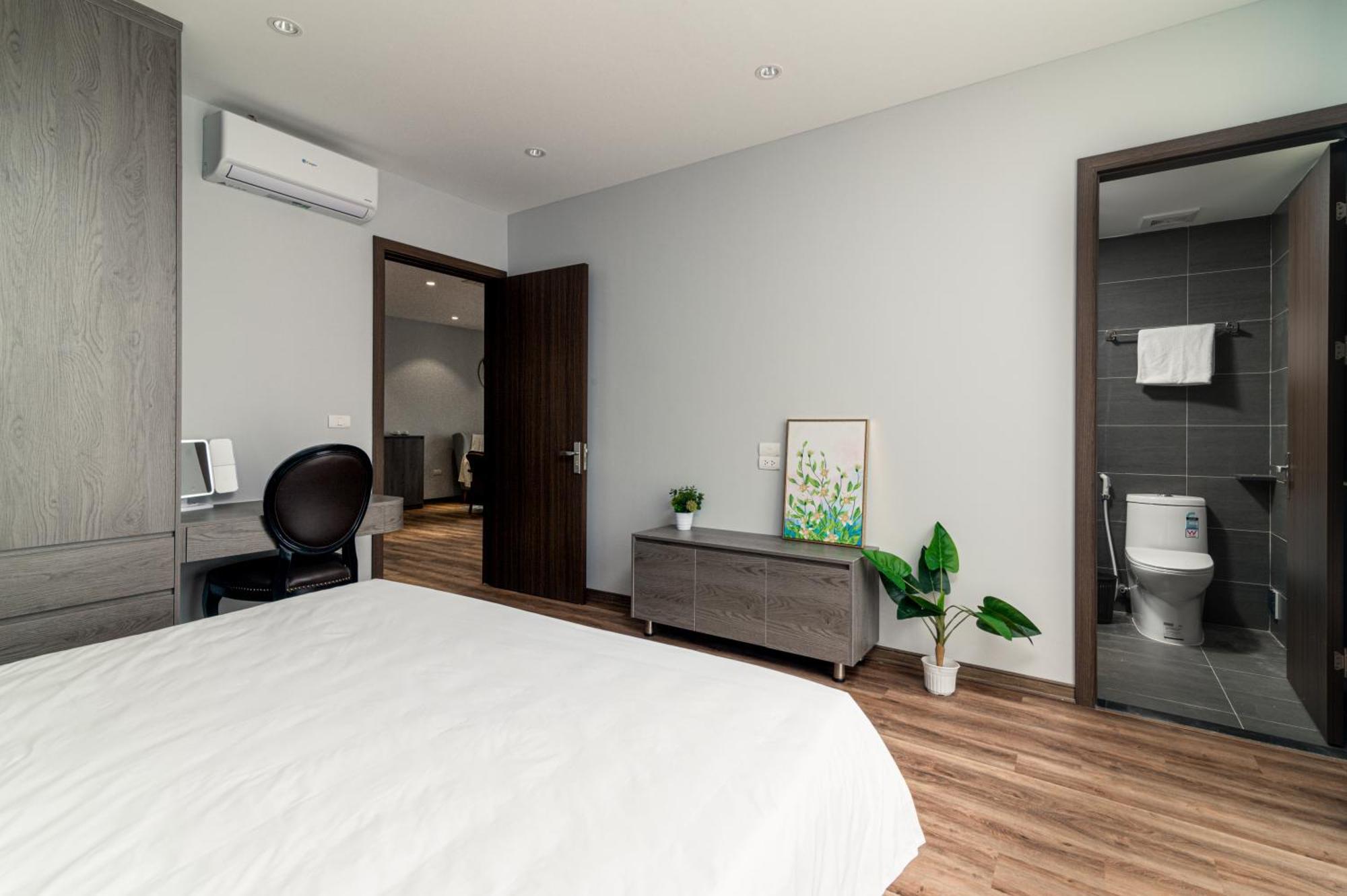 Luxe Paradise Suites Hotel To Ngoc Van Hanoi Exterior foto